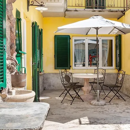 בית נופש La Casa Del Sole מנדלו דל לאריו